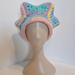 NEW, Star crown crochet beanie, handmade